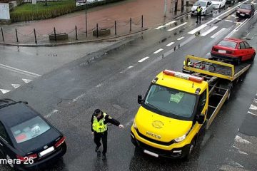 Awaria pojazdu na skrzyżowaniu ul. Limanowskiego- 1 Maja.